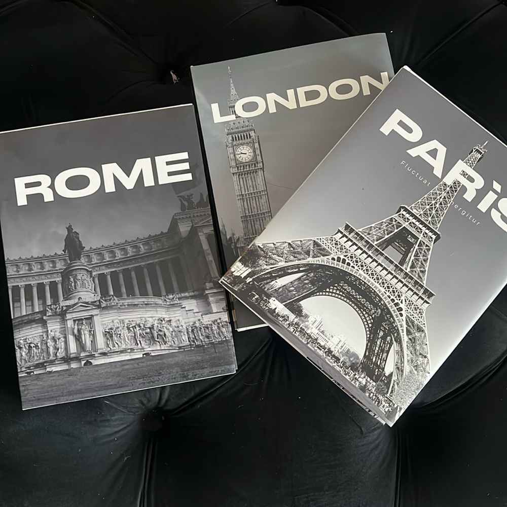 Decor fashion books!